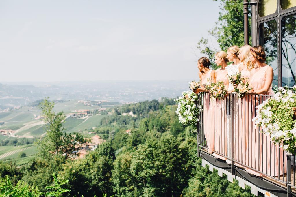 Hotel Villa Beccaris Monforte dʼAlba Buitenkant foto