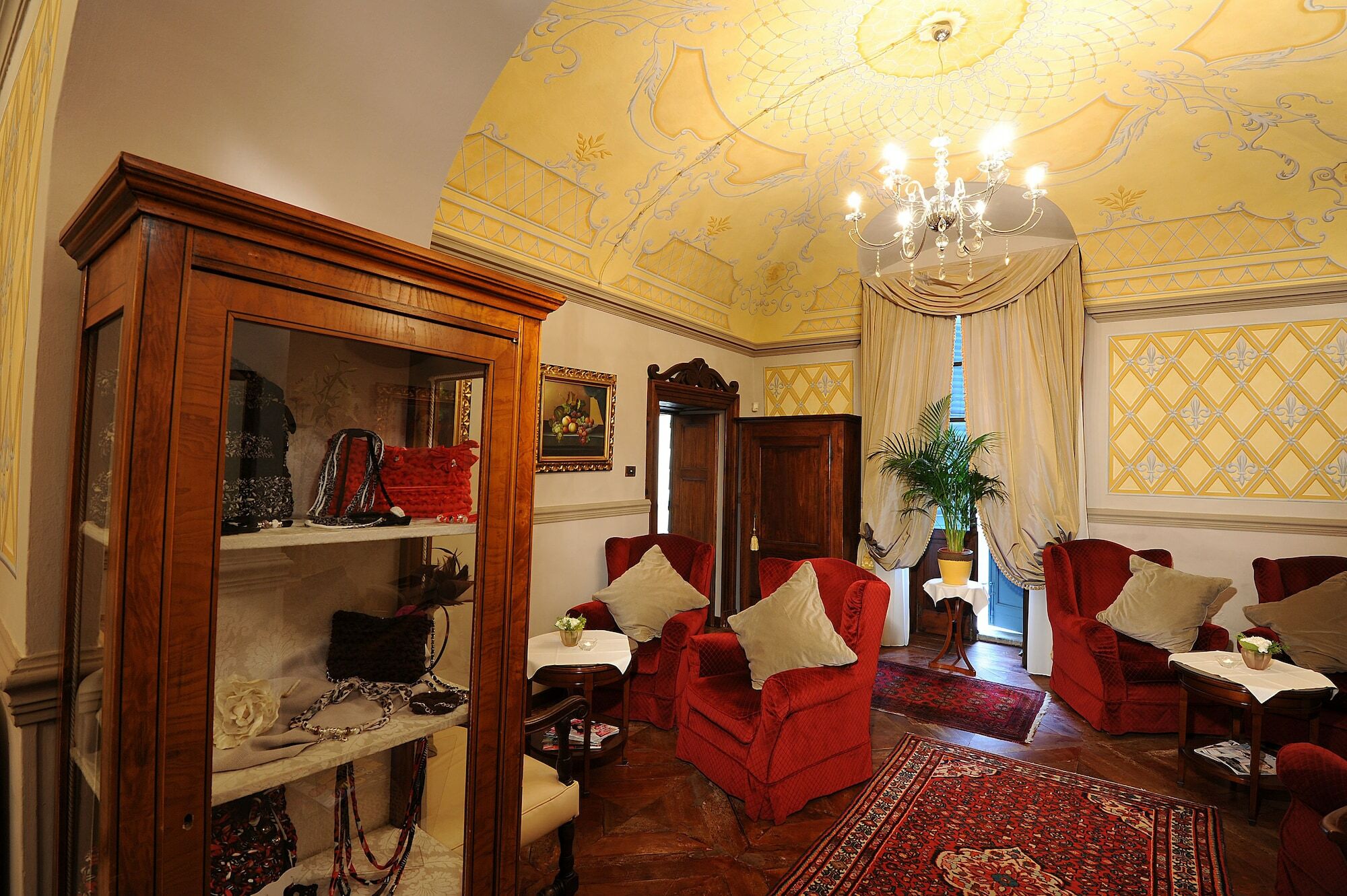 Hotel Villa Beccaris Monforte dʼAlba Buitenkant foto